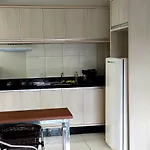 Apartamento próximo ao Autódromo.